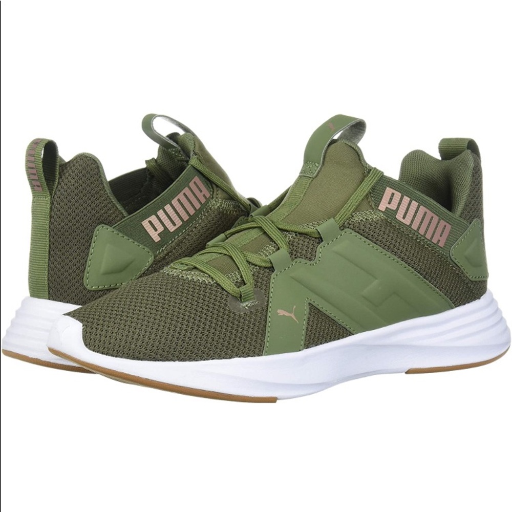 Puma Sneakers